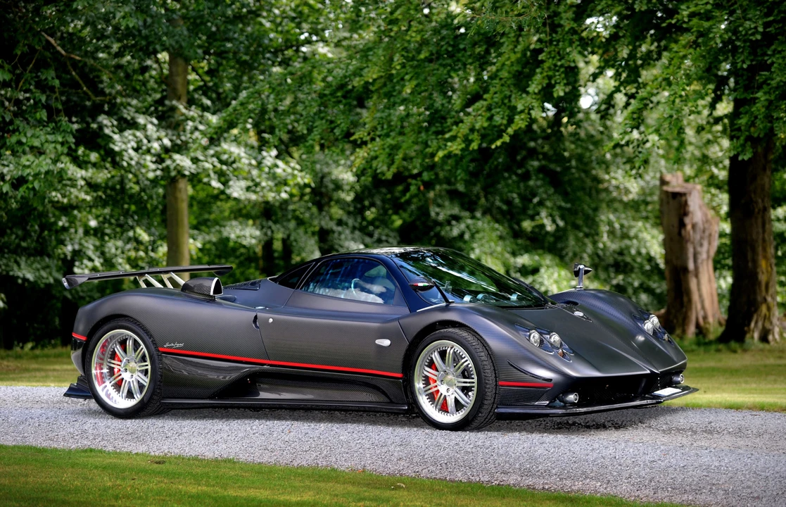 2010 Pagani Zonda - Image 25 of 25