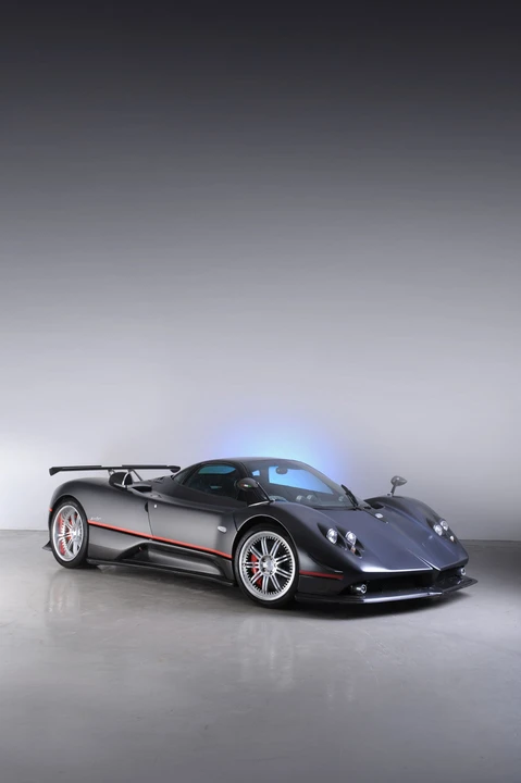 2010 Pagani Zonda - Image 11 of 25