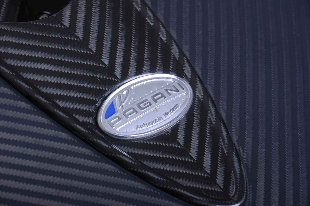 2010 Pagani Zonda - Image 19 of 25