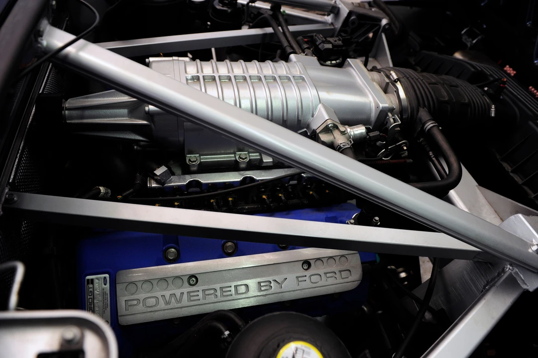 2005 Ford GT 1st Gen - Image 2 of 3