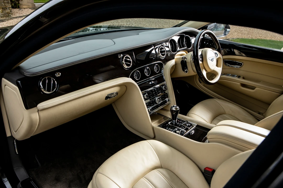 2011 Bentley Mulsanne 2nd Gen - Image 2 of 31