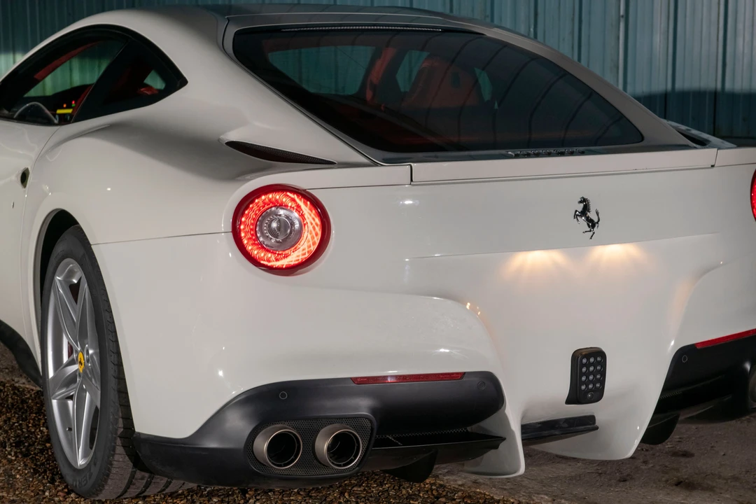 2014 Ferrari F12berlinetta - Image 7 of 31