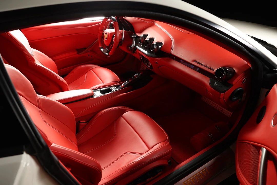 2014 Ferrari F12berlinetta - Image 27 of 31