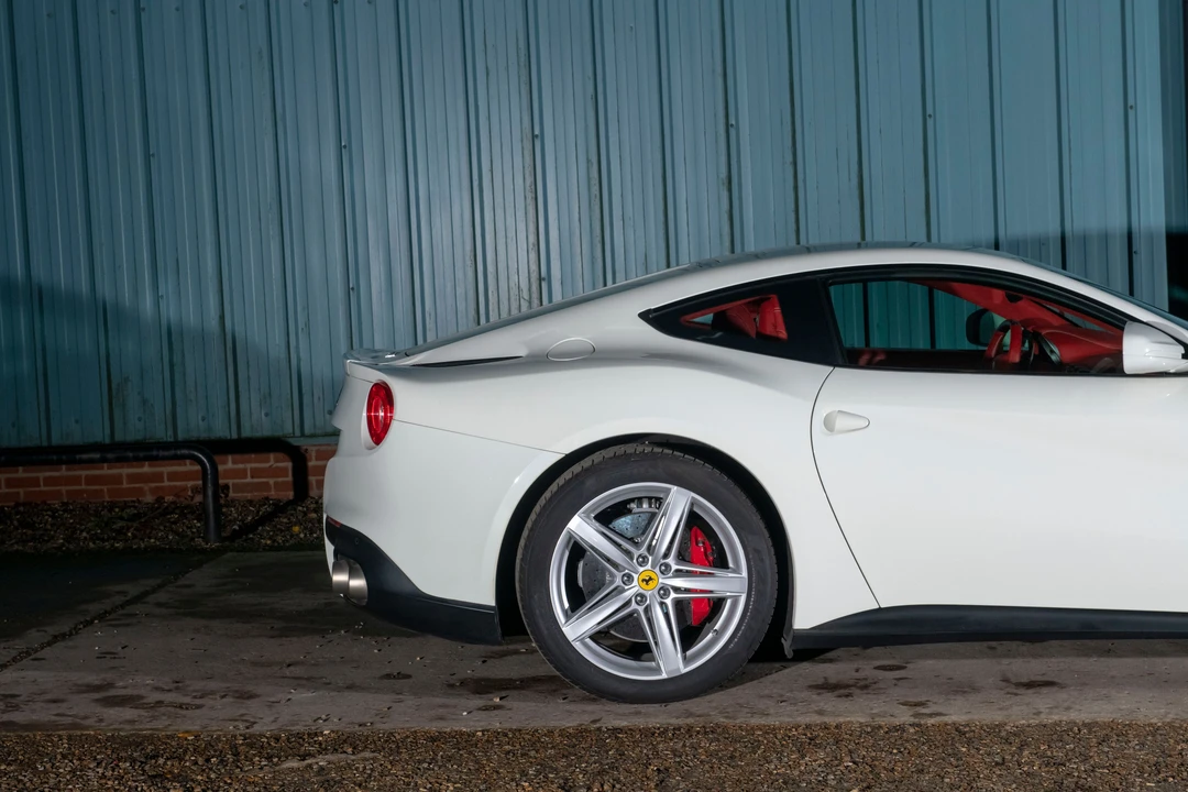 2014 Ferrari F12berlinetta - Image 19 of 31