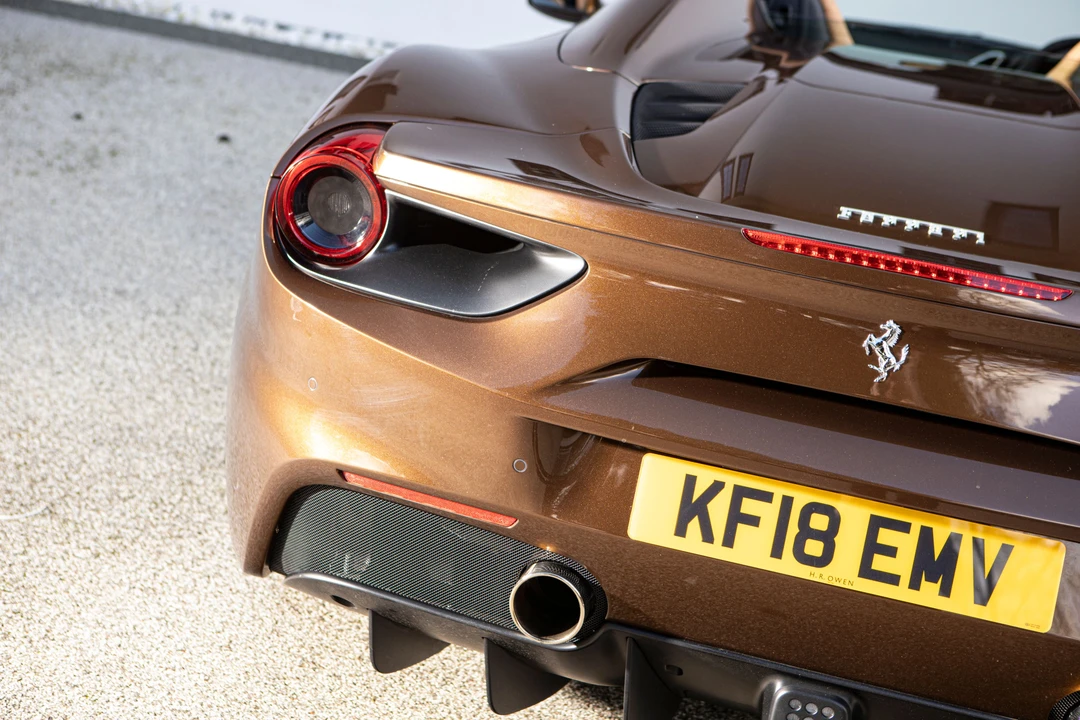 2018 Ferrari 488 Spider - Image 7 of 31