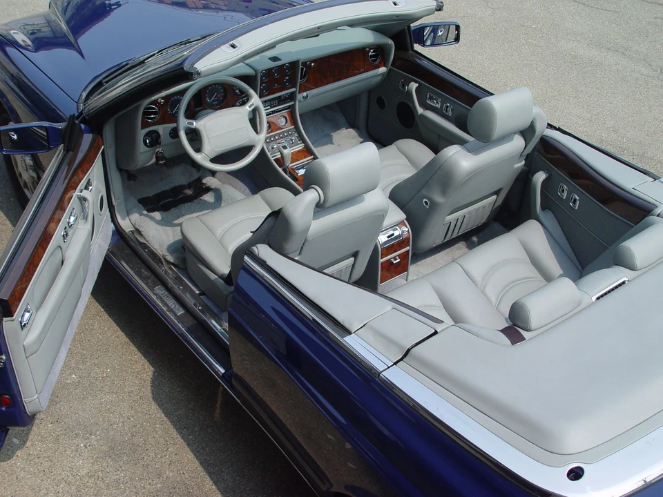 1998 Bentley Azure 1st Gen - Image 8 of 10