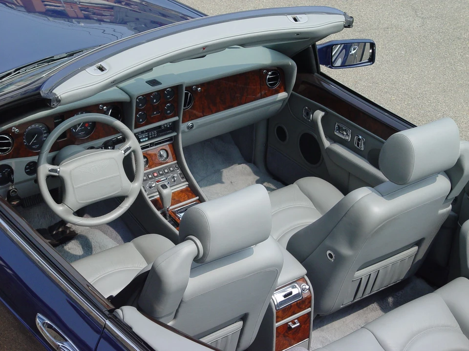1998 Bentley Azure 1st Gen - Image 6 of 10