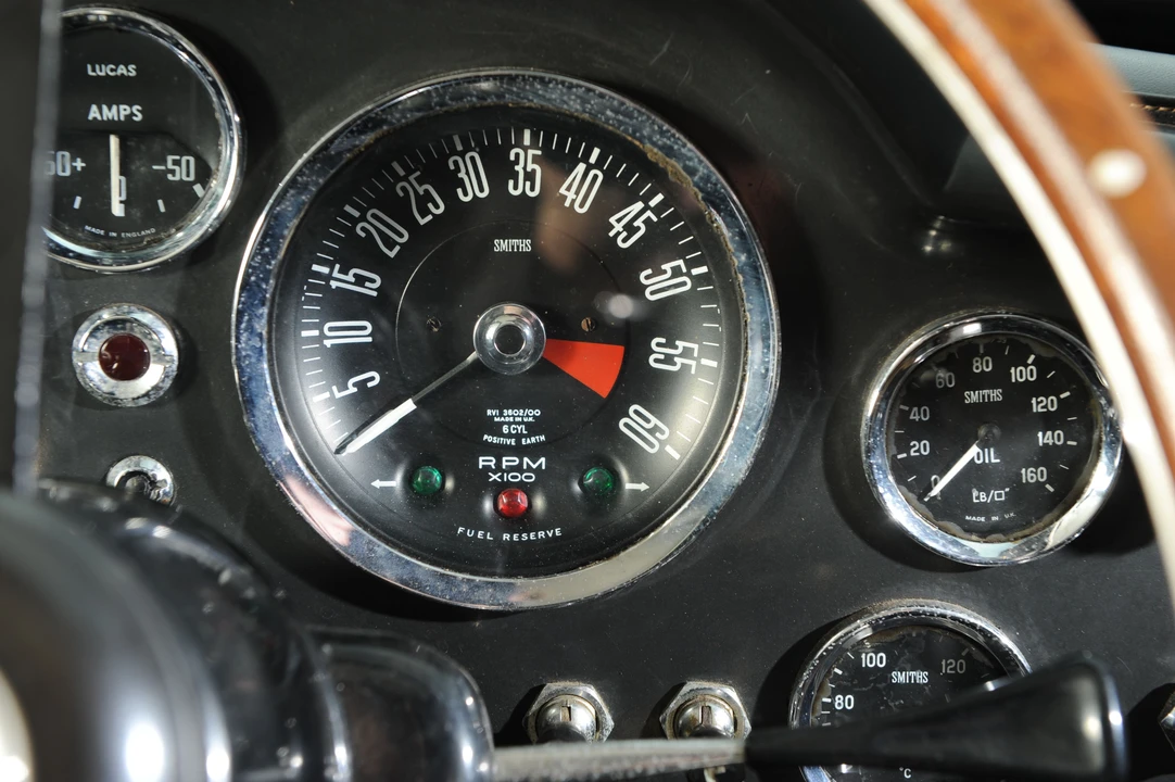 1969 Aston Martin DB6 - Image 6 of 21