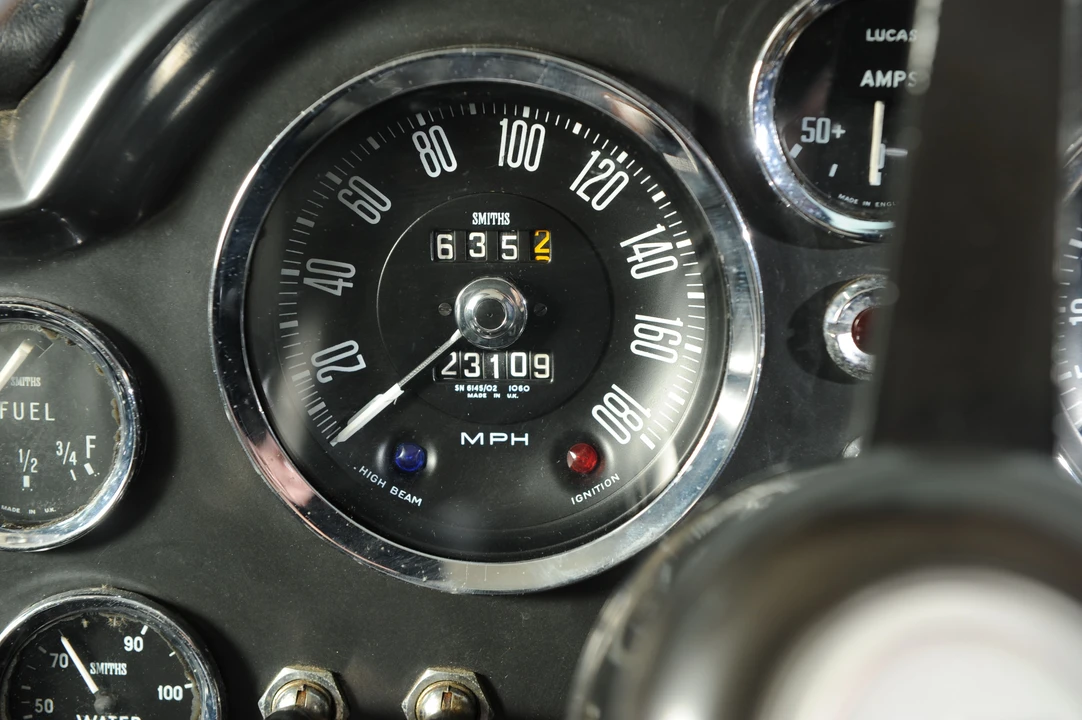 1969 Aston Martin DB6 - Image 5 of 21
