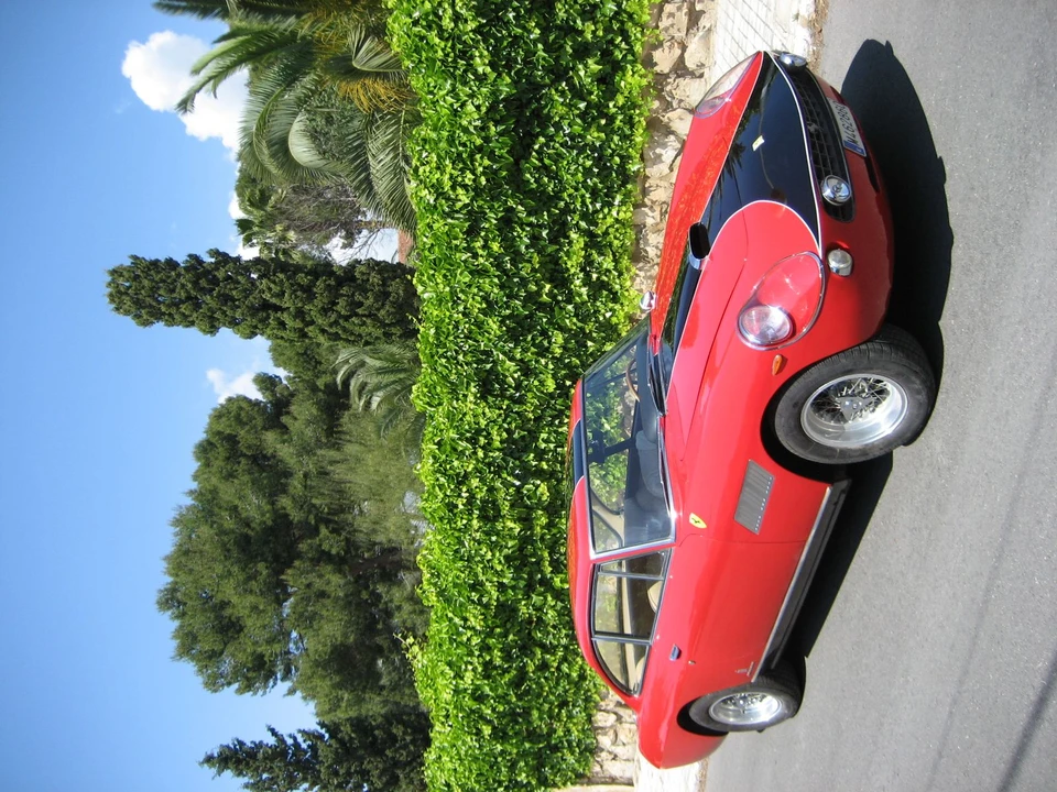 1965 Ferrari 330 GT 2+2 - Image 12 of 12