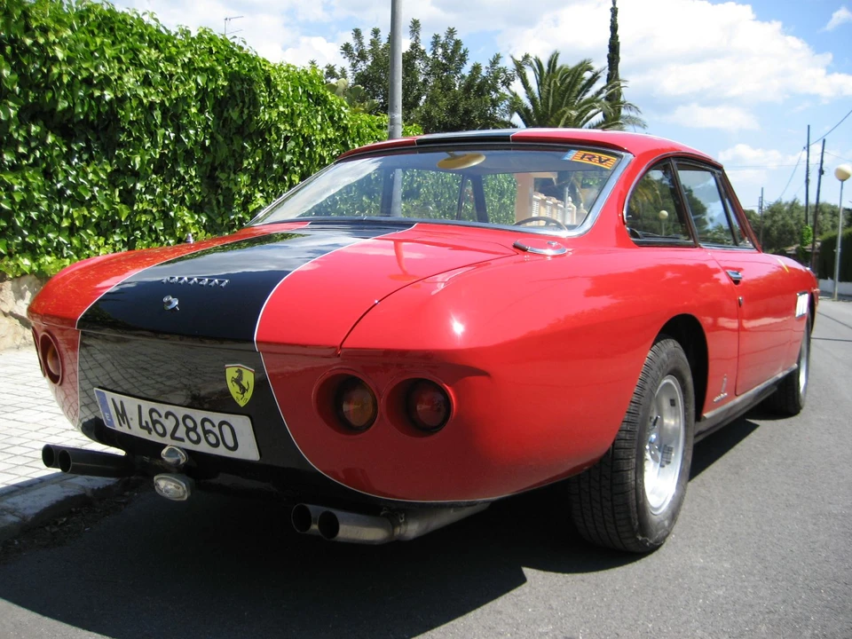 1965 Ferrari 330 GT 2+2 - Image 2 of 12