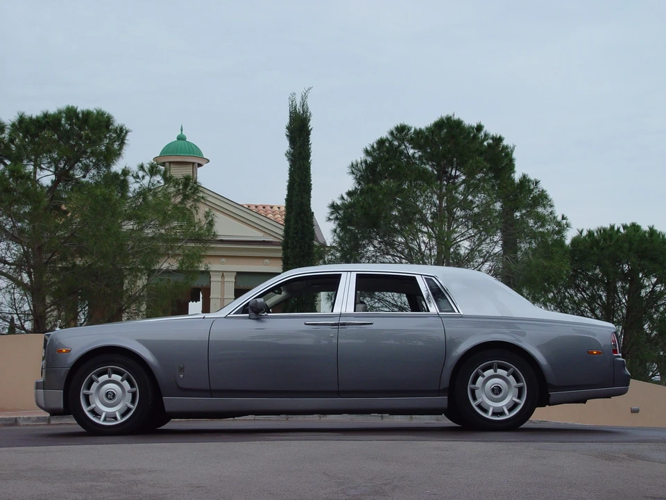 2004 Rolls-Royce Phantom VII - Image 6 of 6