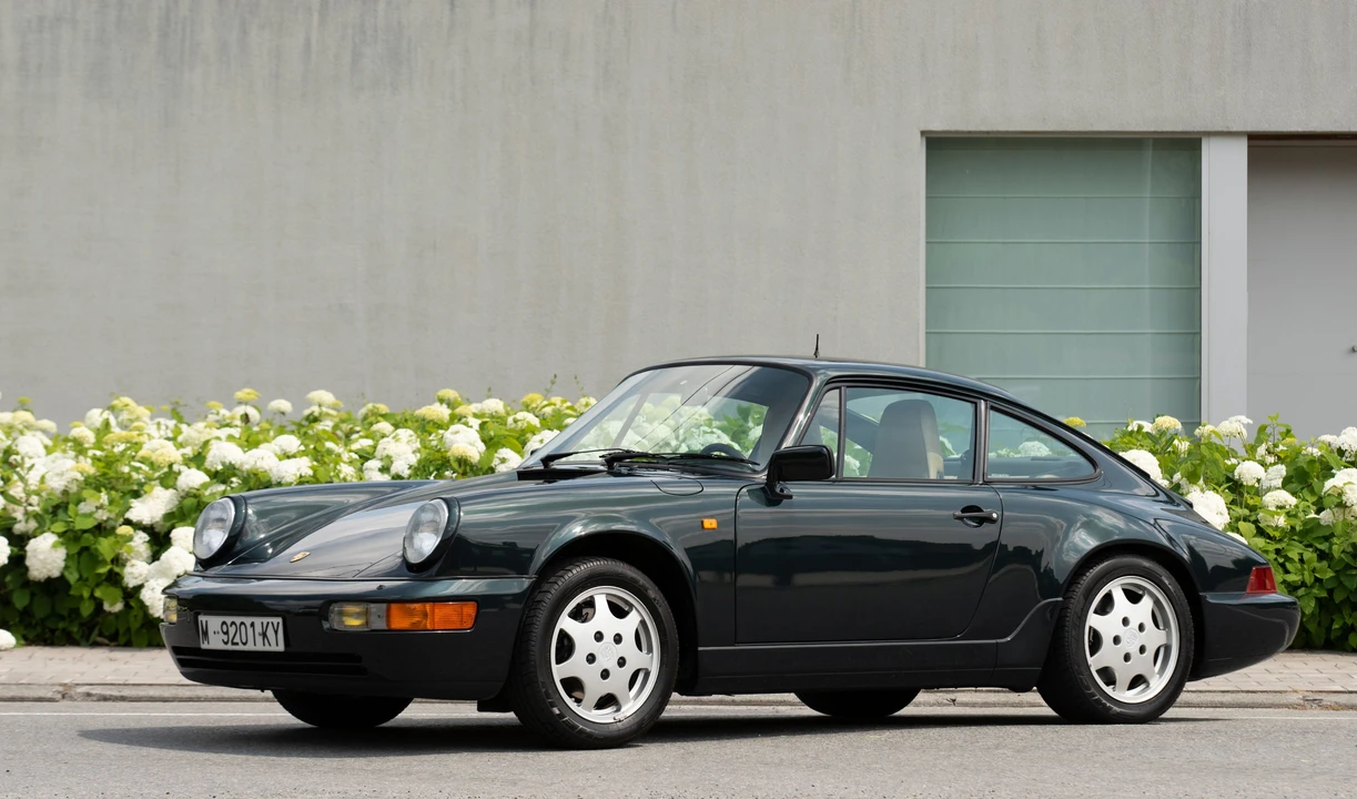 1990 Porsche 964 Carrera 4 - Image 5 of 31