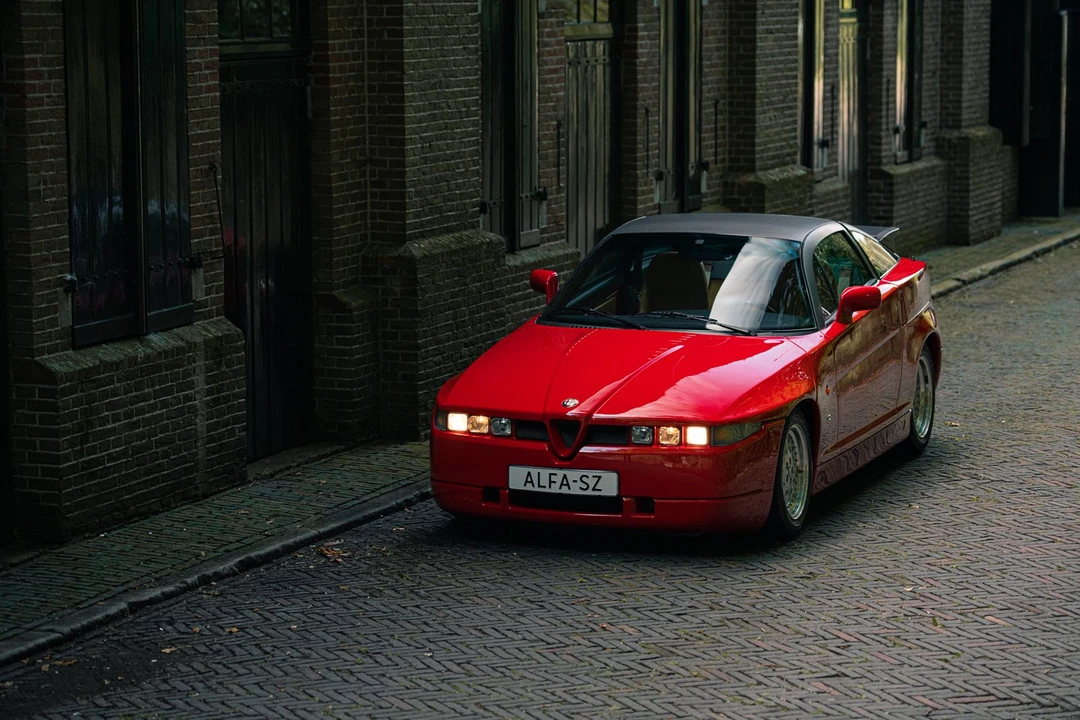 1991 Alfa Romeo SZ - Image 9 of 31