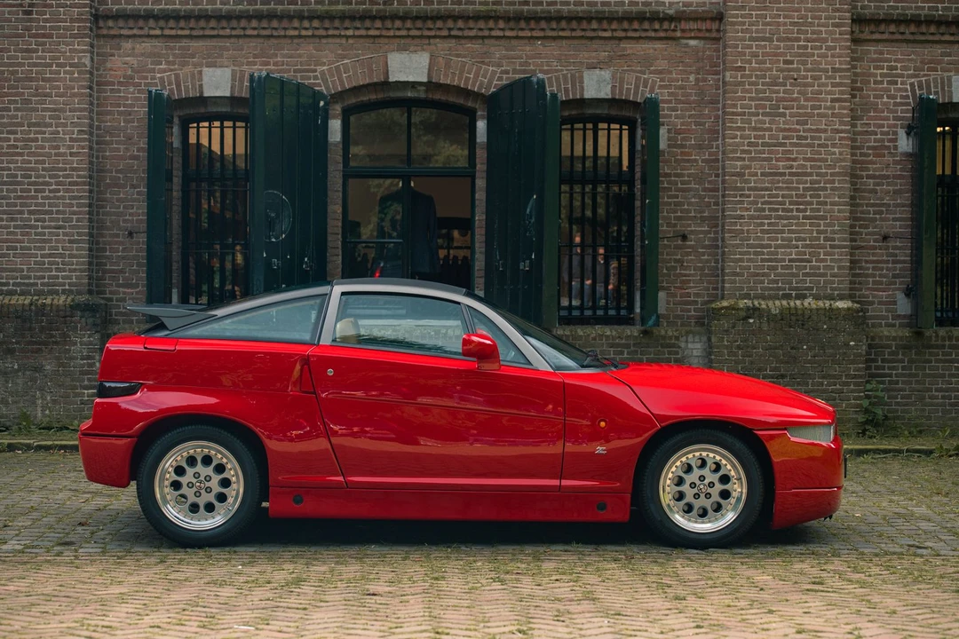 1991 Alfa Romeo SZ - Image 4 of 31