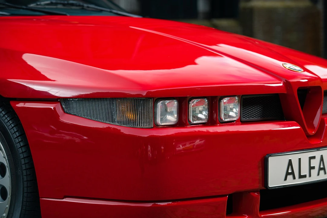 1991 Alfa Romeo SZ - Image 30 of 31