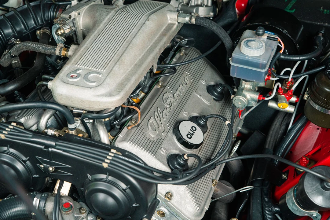 1991 Alfa Romeo SZ - Image 24 of 31