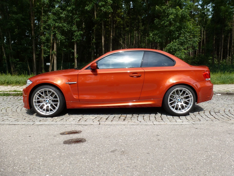 2011 BMW 1M - Image 4 of 20