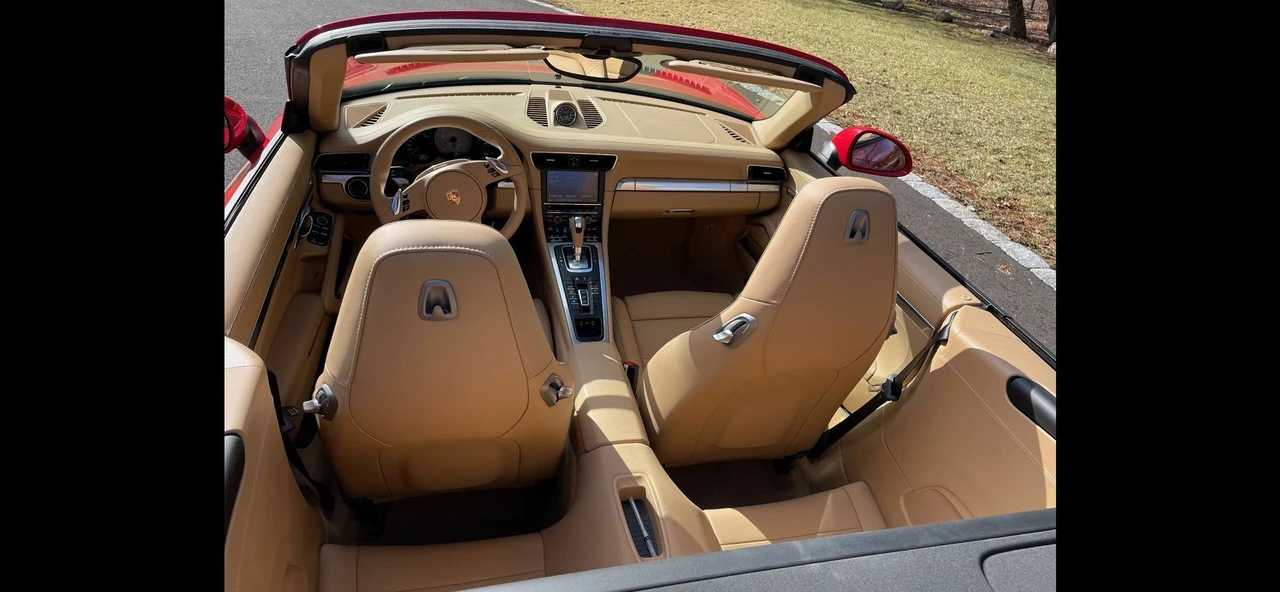 2013 Porsche 991 Carrera 4S - Image 8 of 18