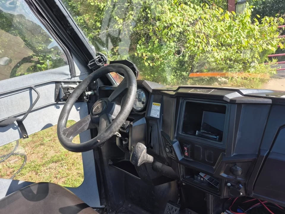 2018 Polaris - Image 8 of 10