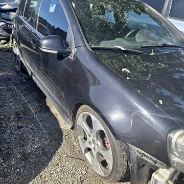 2009 Volkswagen R32 Parts