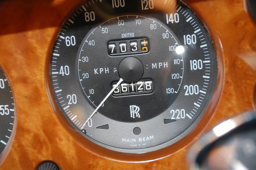 1975 Rolls-Royce Corniche Series I - Image 2 of 5