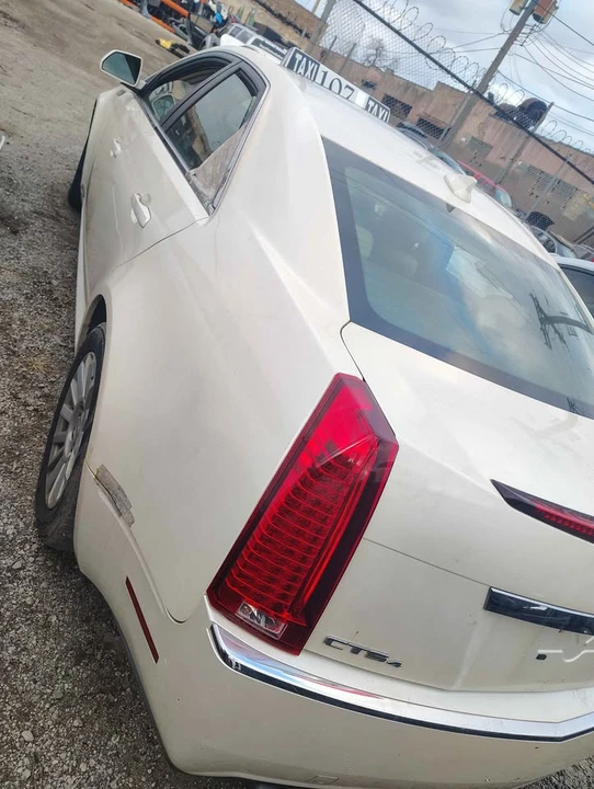 2010 Cadillac CTS 2nd Gen - Image 4 of 6