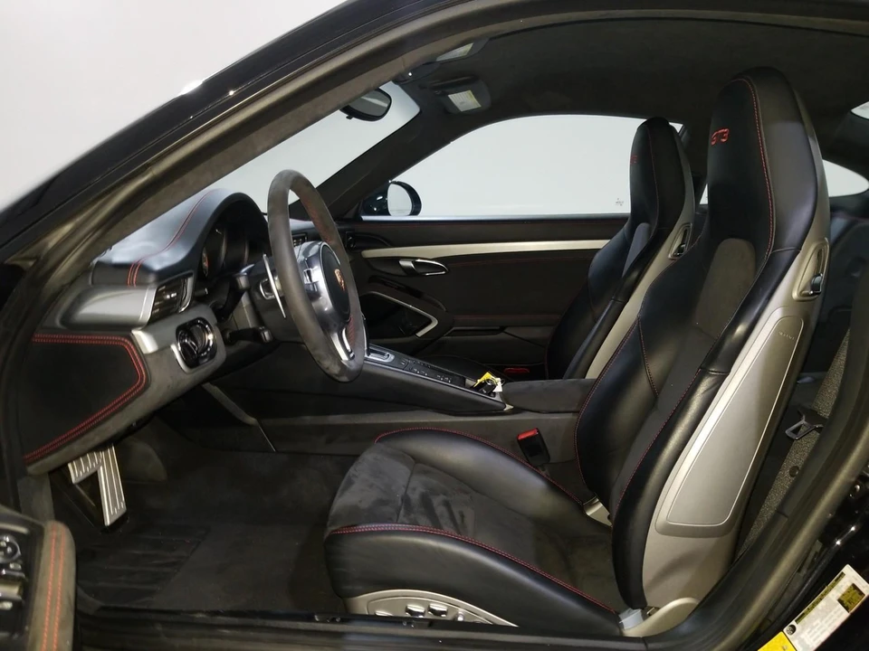 2015 Porsche 991 GT3 - Image 5 of 9