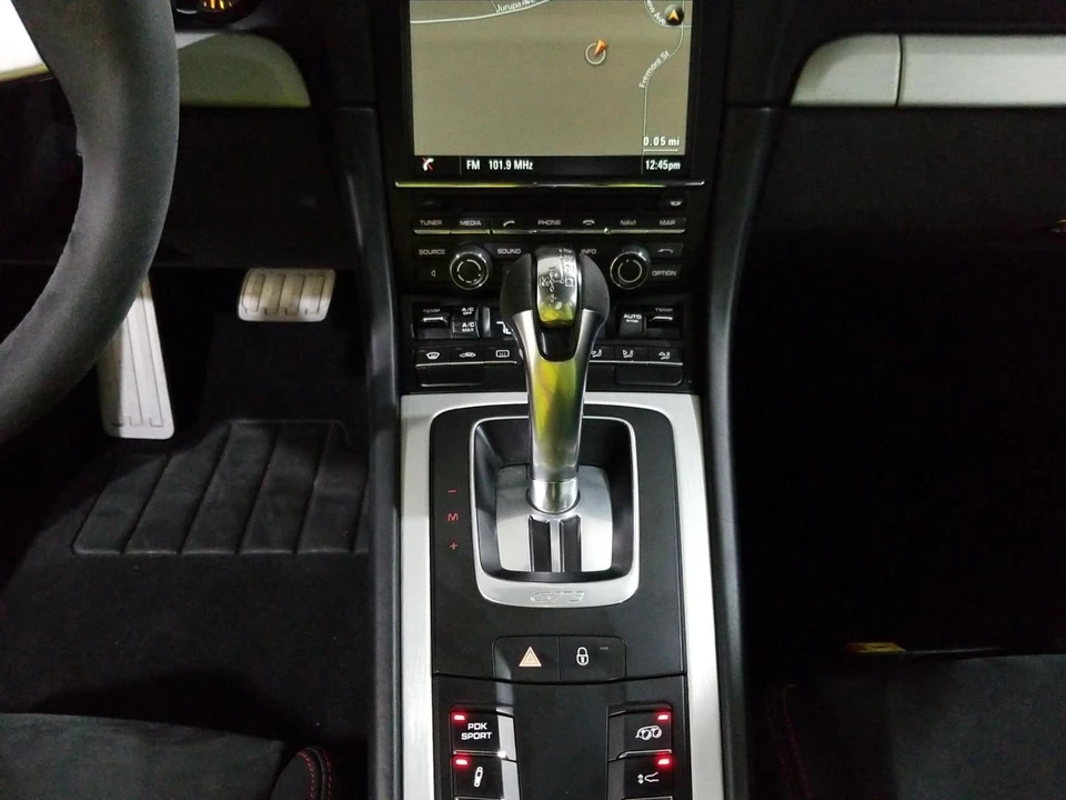 2015 Porsche 991 GT3 - Image 3 of 9