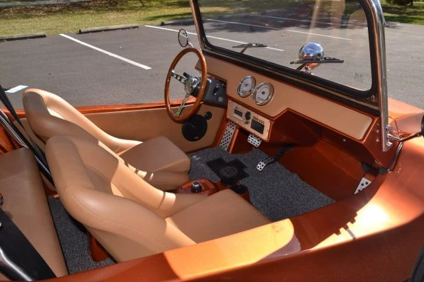 Vehicle image 4 of 7