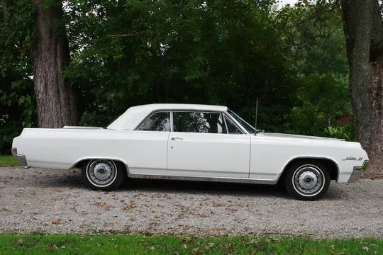 1964 Oldsmobile Jetstar 88 Club Coupe