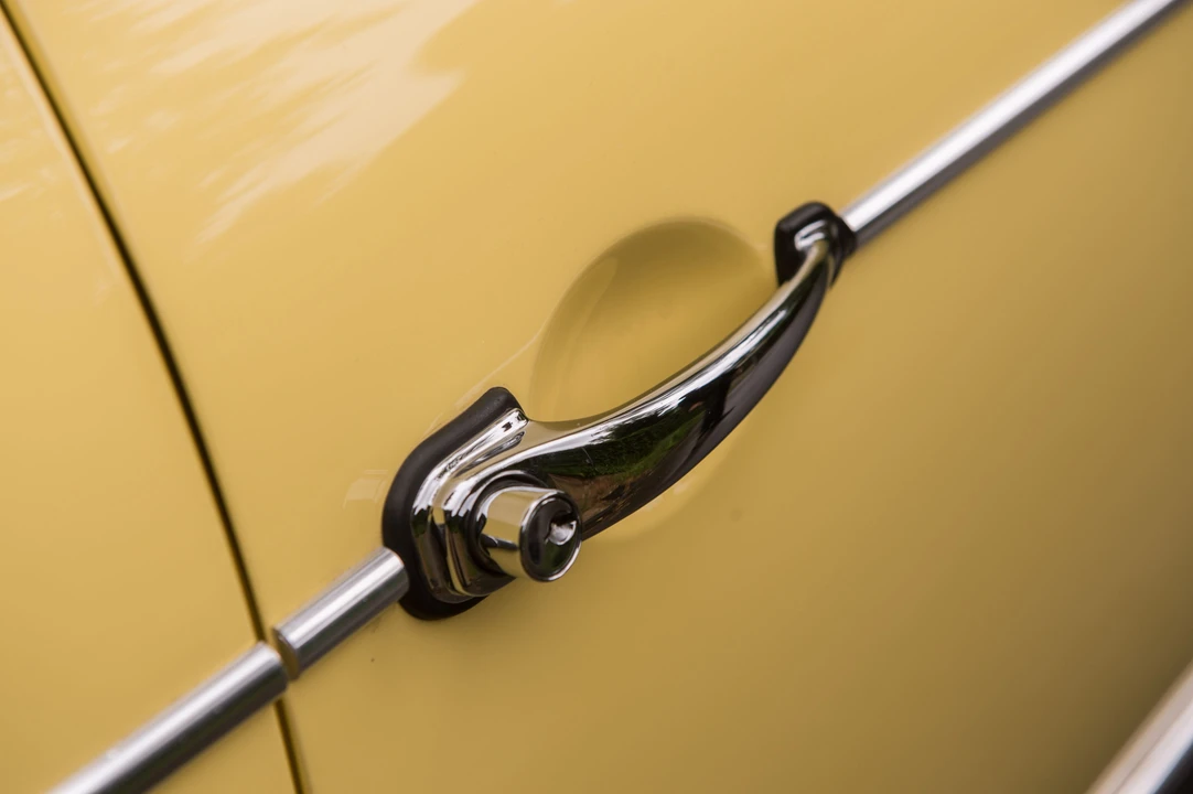 1961 Porsche 356 B - Image 9 of 29