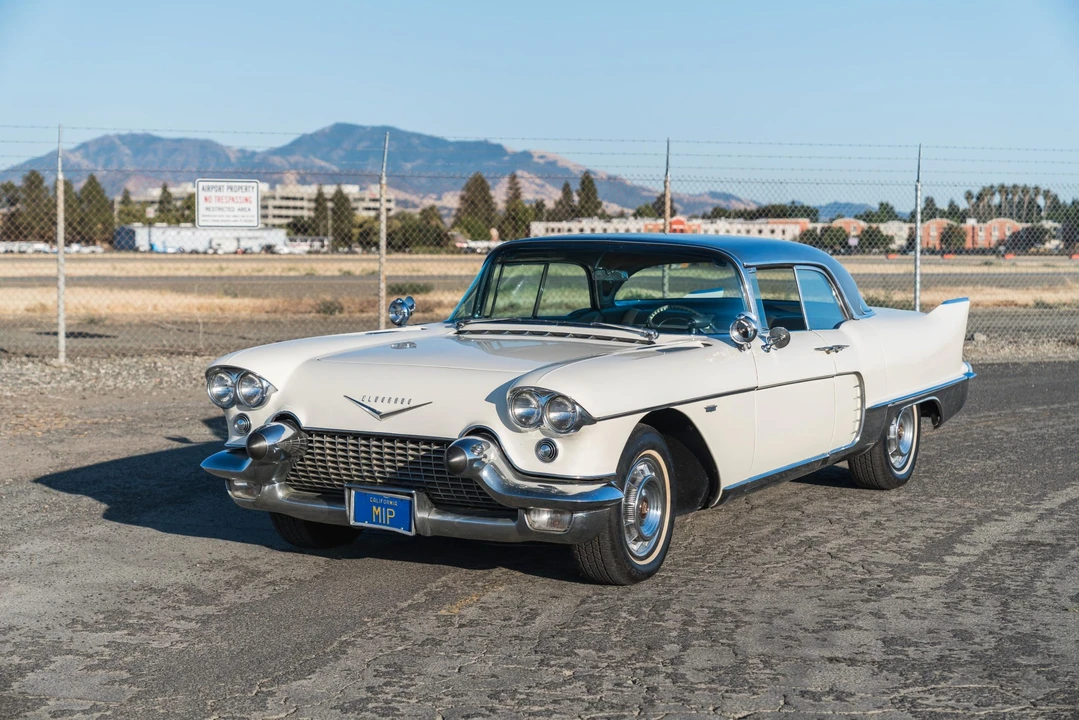 1957 Cadillac Eldorado 3rd Gen - Image 7 of 31