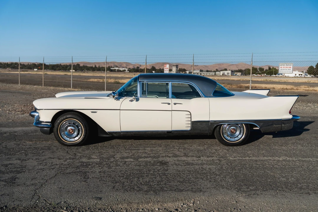 1957 Cadillac Eldorado 3rd Gen - Image 16 of 31
