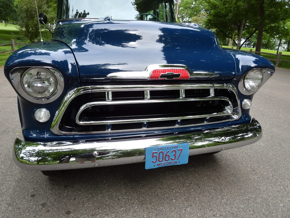 1957 Chevrolet Suburban 4th Gen - Image 15 of 31