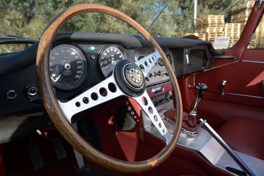 1962 Jaguar E-Type Series 1 - Image 8 of 31