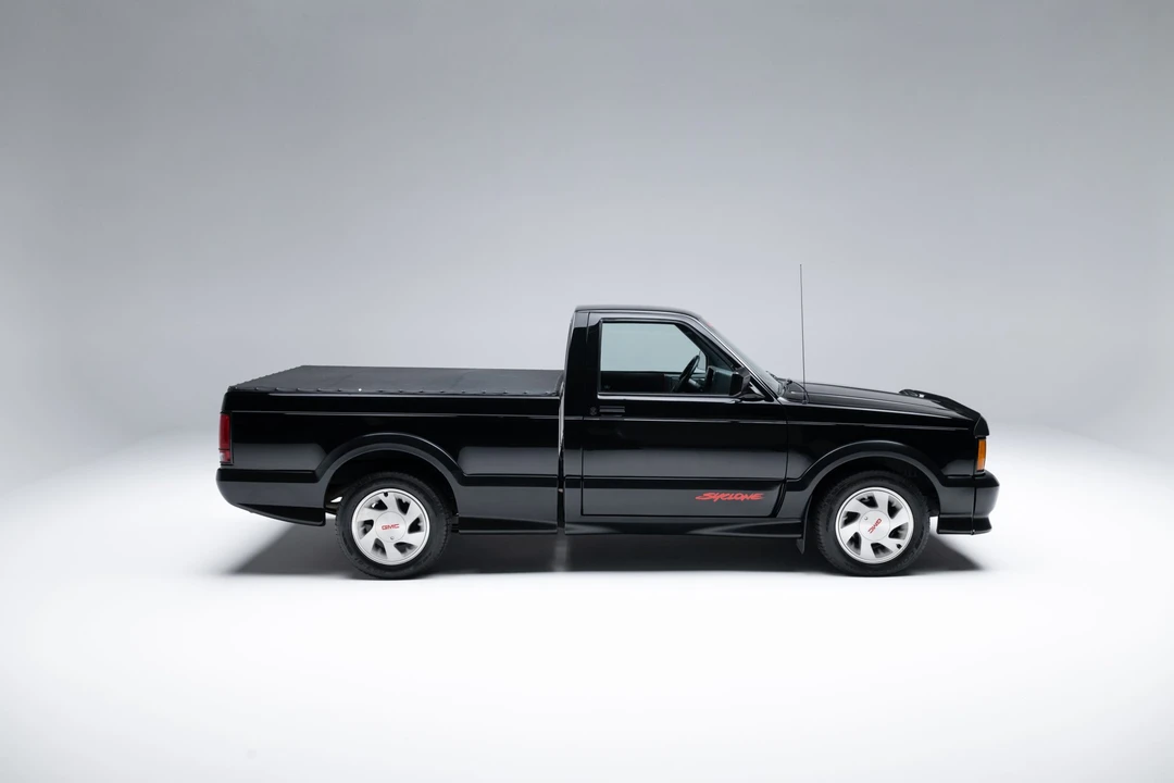 1991 GMC Syclone - Image 15 of 31