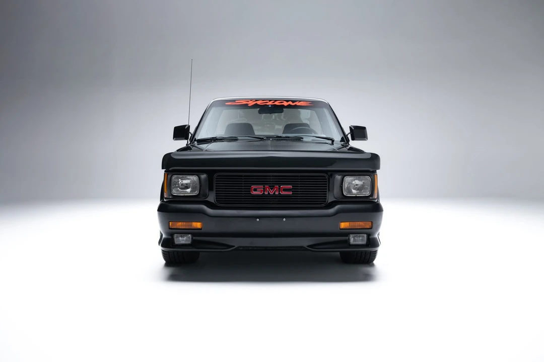 1991 GMC Syclone - Image 6 of 31