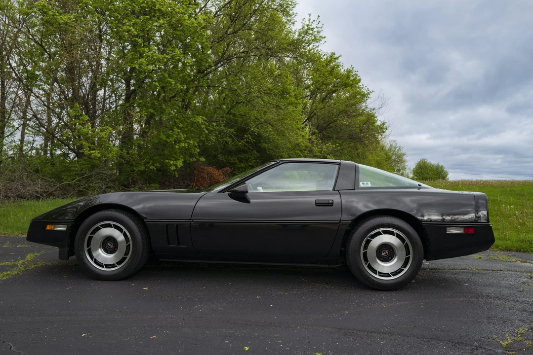 1984 Chevrolet Corvette C4 - Image 7 of 31