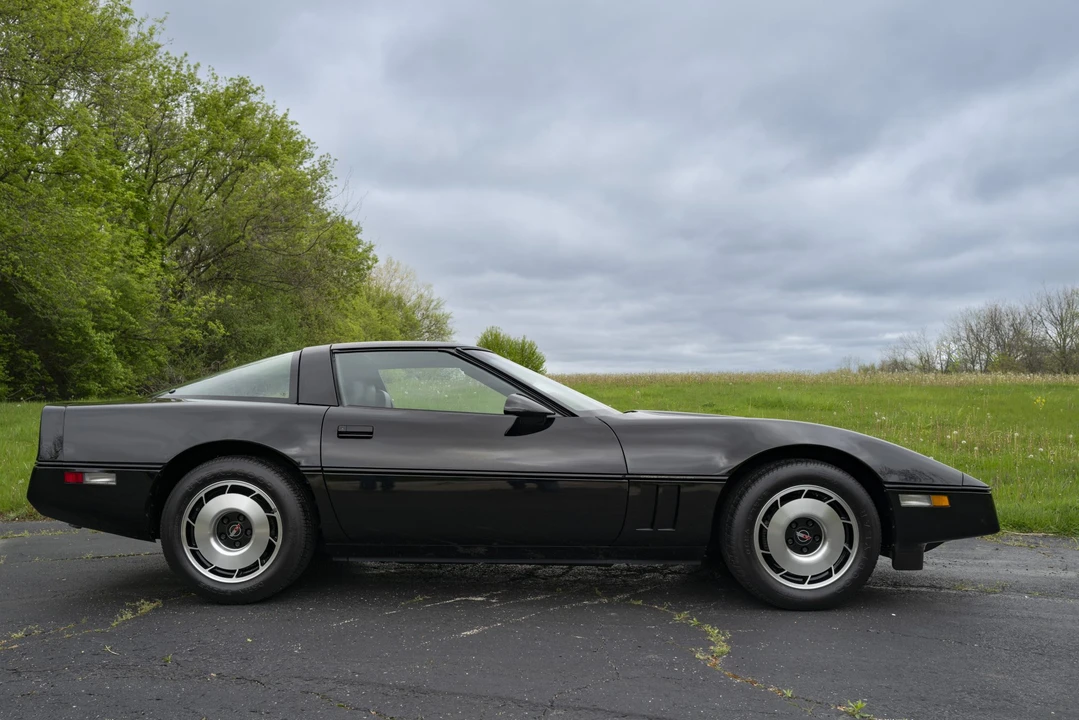 1984 Chevrolet Corvette C4 - Image 14 of 31