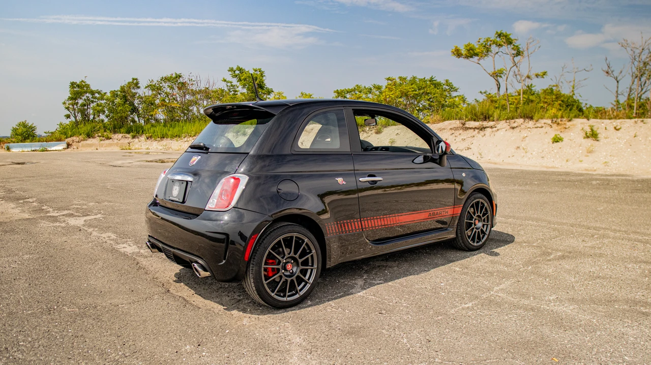 2013 Fiat Abarth 500 - Image 20 of 31