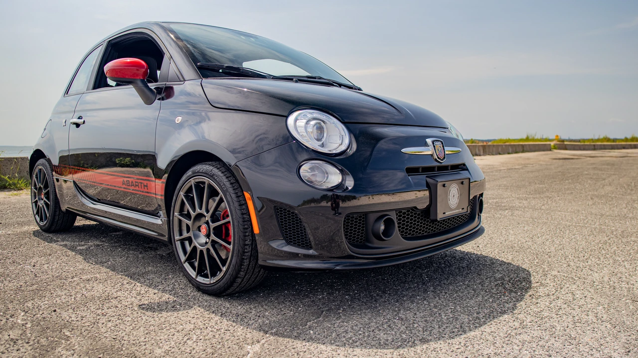 2013 Fiat Abarth 500 - Image 30 of 31