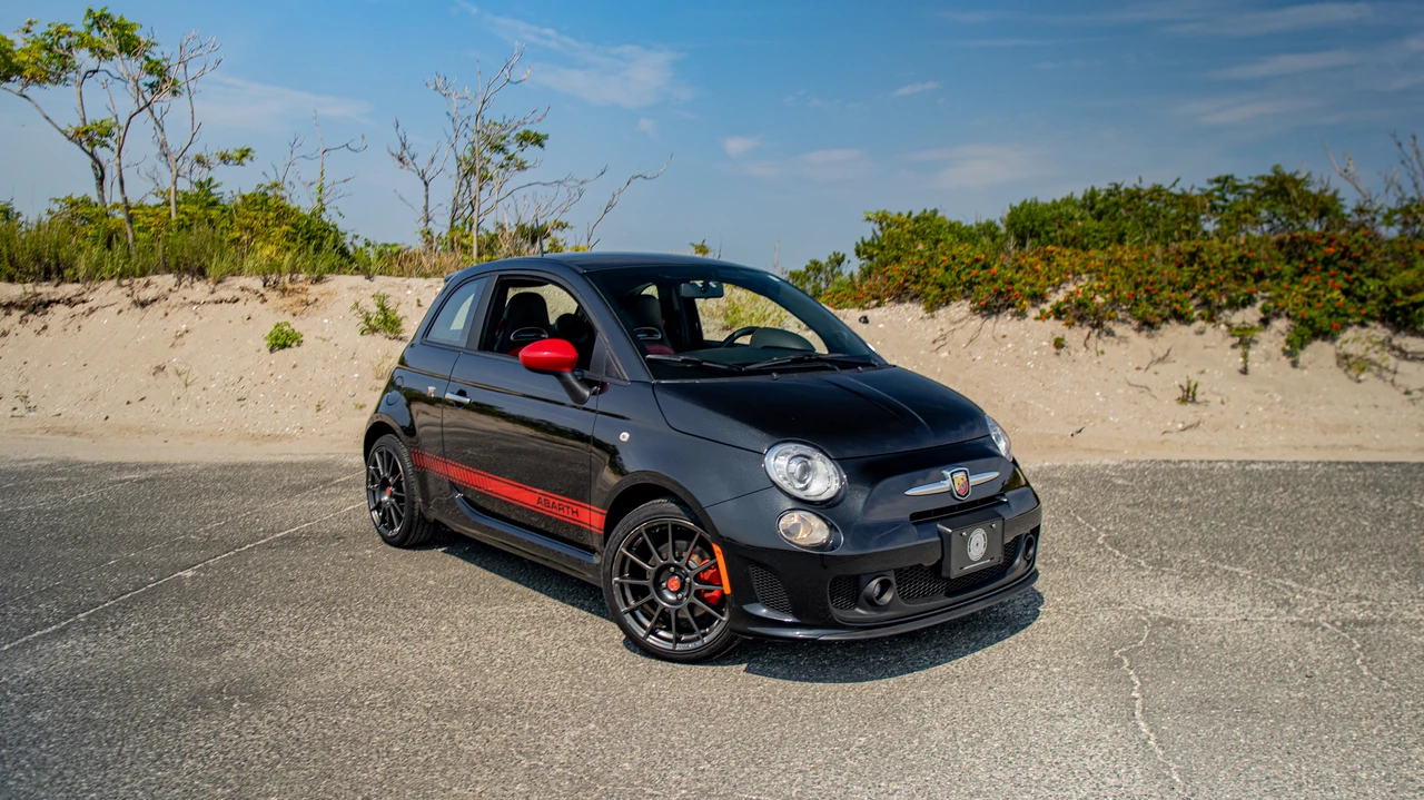 2013 Fiat Abarth 500 - Image 28 of 31