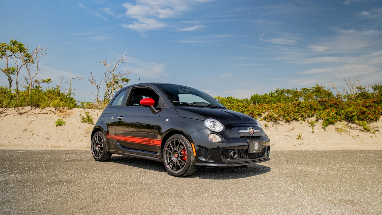 2013 Fiat Abarth 500 - Image 26 of 31