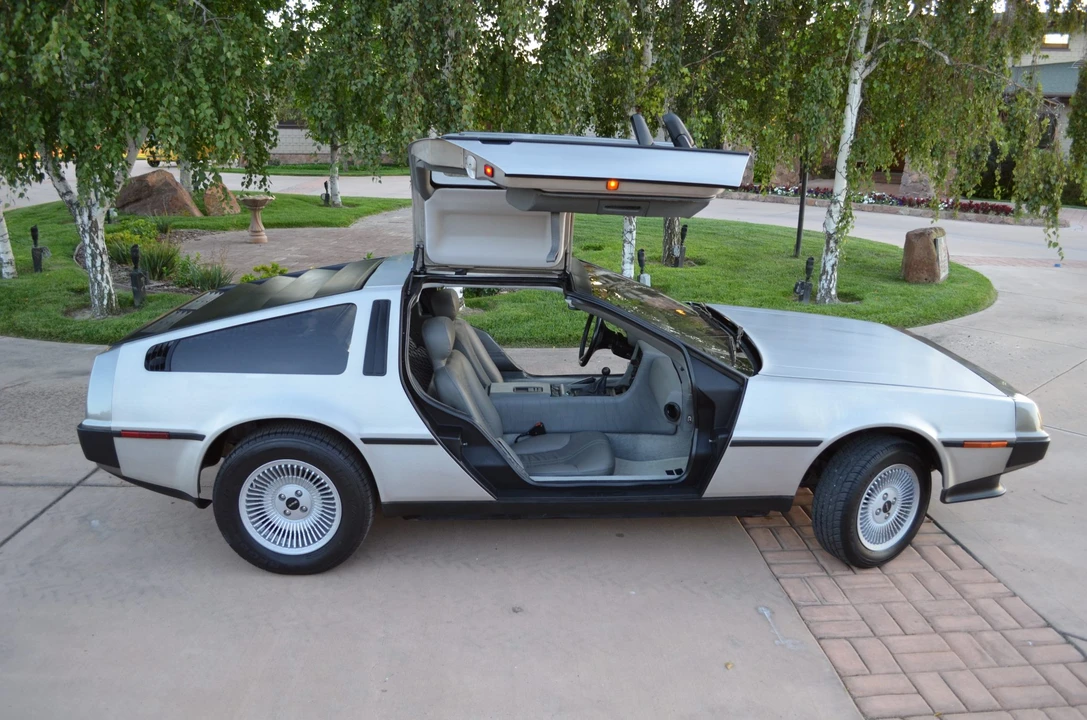 1981 DeLorean DMC-12 - Image 13 of 31