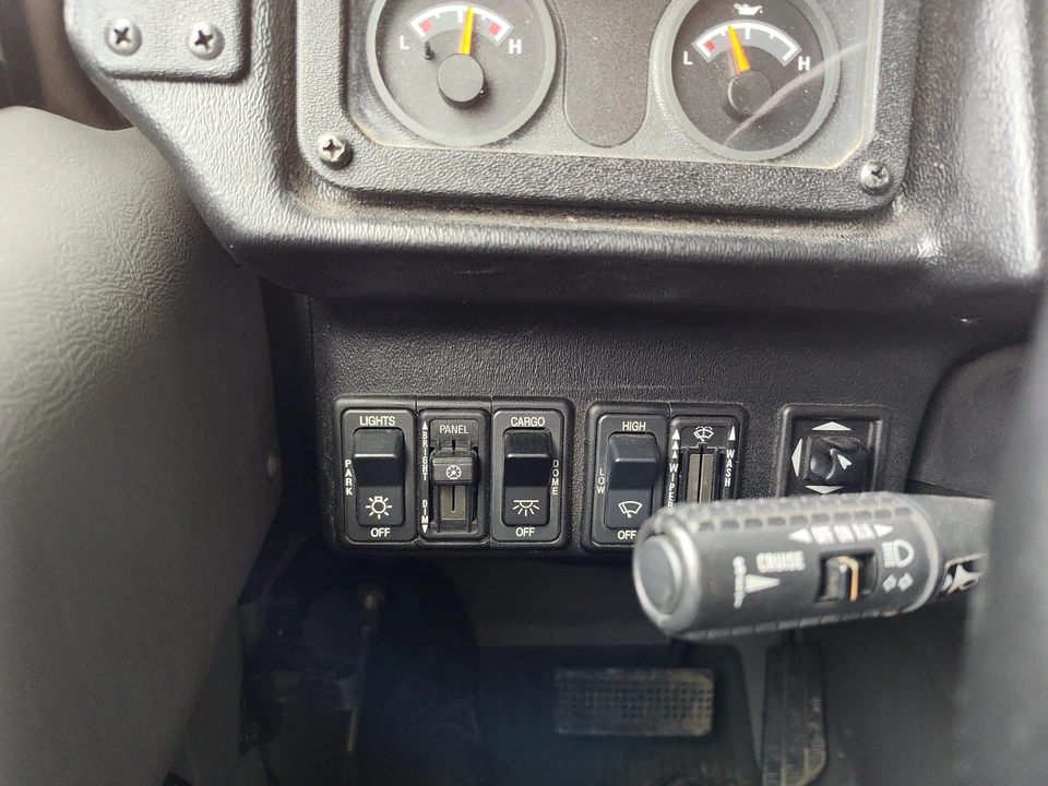 2003 Hummer Hummer H1 - Image 28 of 31