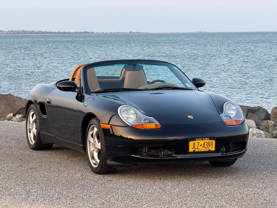 2002 Porsche 986 Boxster - Image 9 of 31