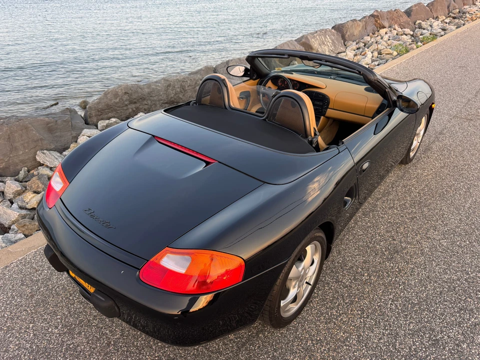 2002 Porsche 986 Boxster - Image 14 of 31