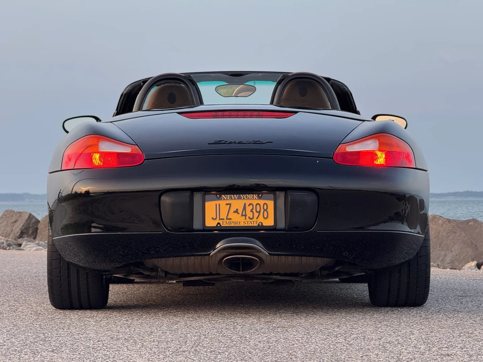 2002 Porsche 986 Boxster - Image 17 of 31