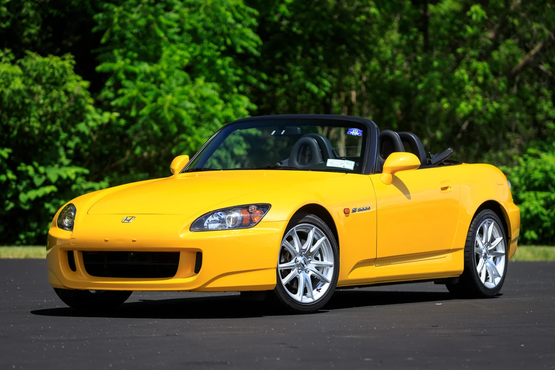 2005 Honda AP2 S2000 - Image 2 of 31